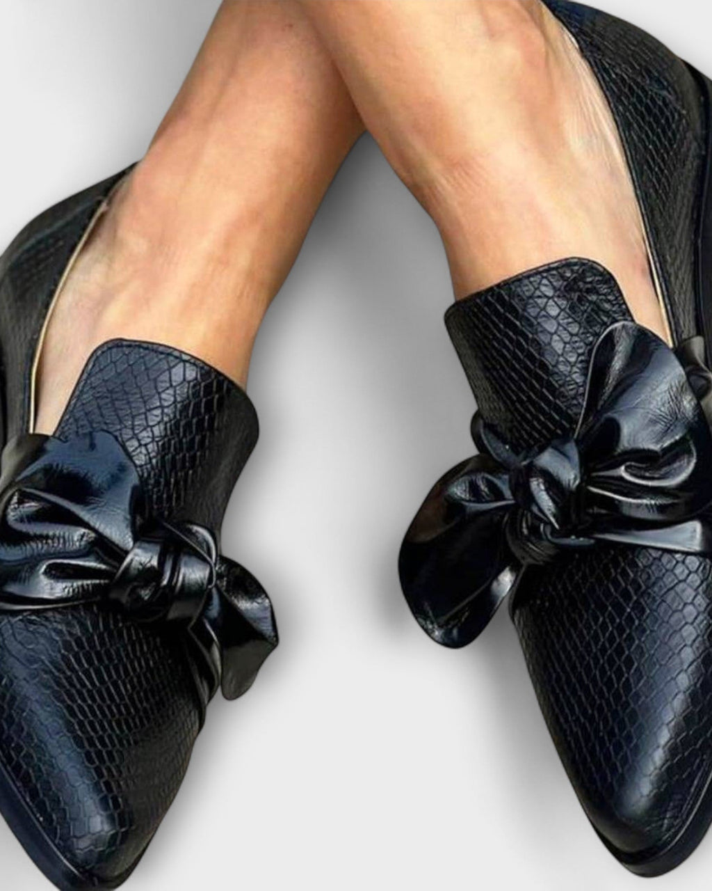 Samara-Mocasín con detalle de lazo