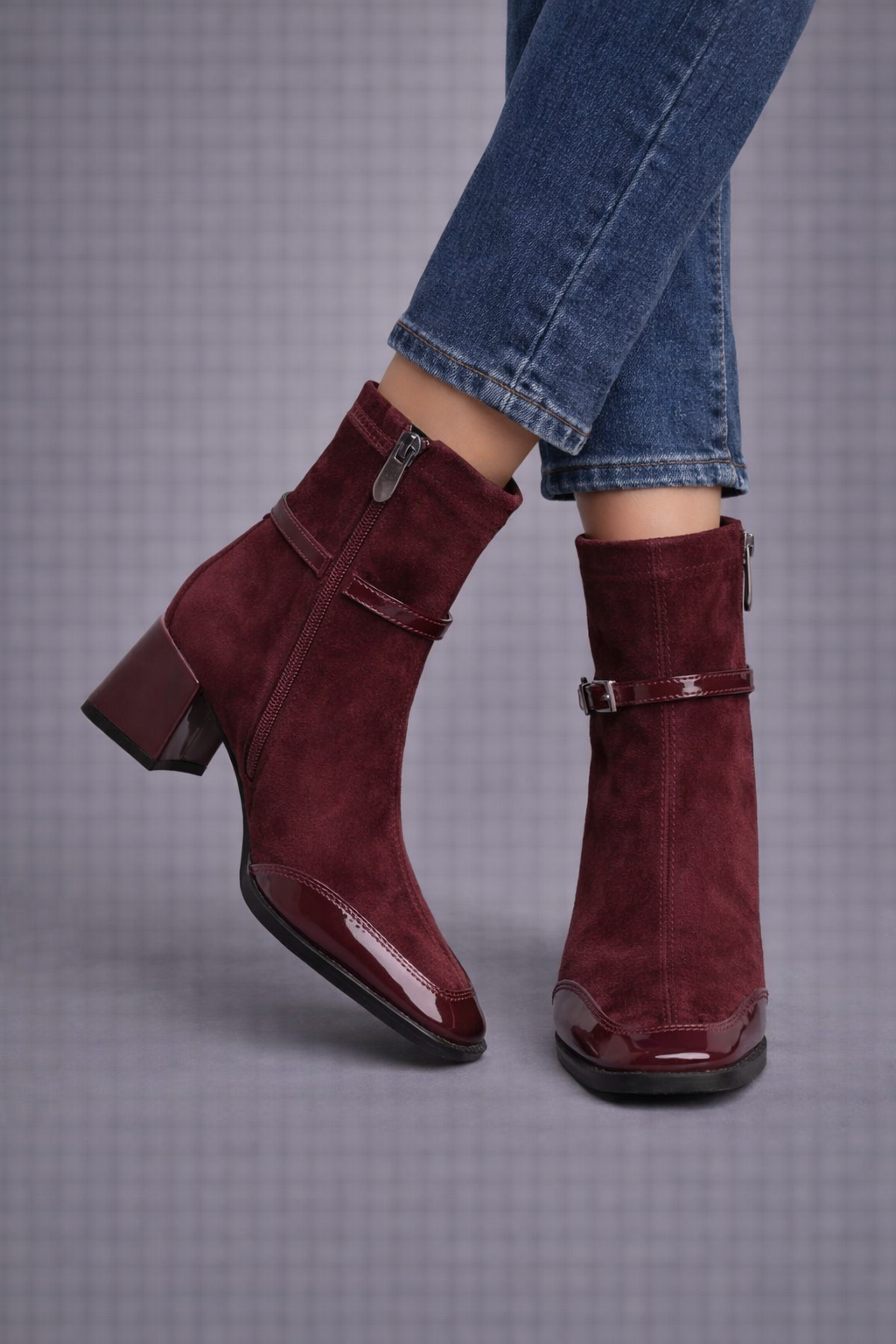 Romina-Elegantes botines de ante sintético de tacón medio