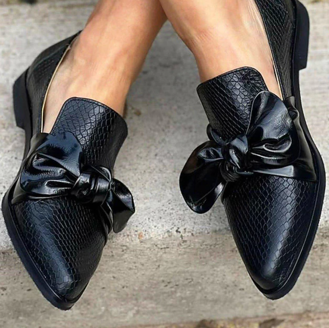 Samara-Mocasín con detalle de lazo