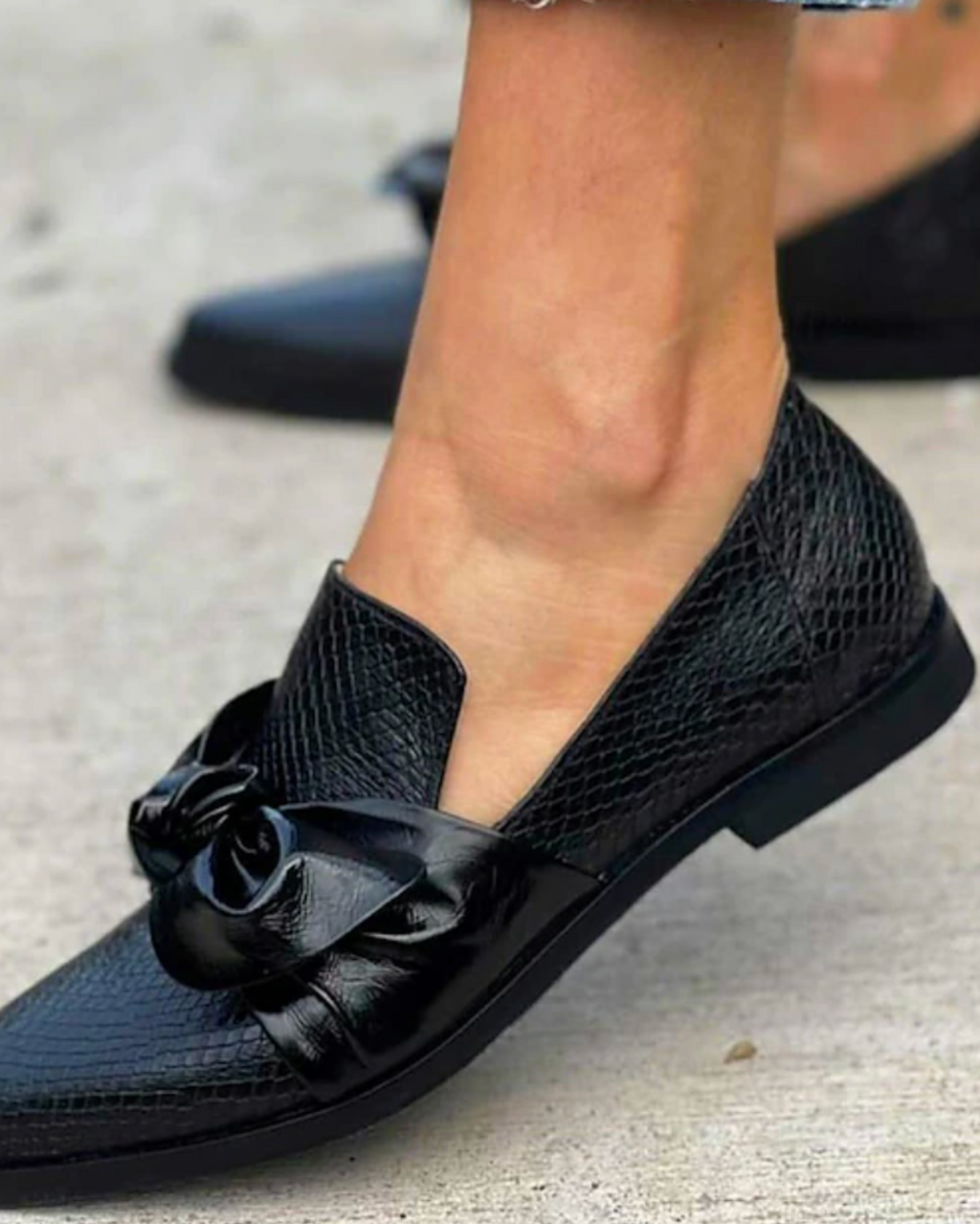 Samara-Mocasín con detalle de lazo