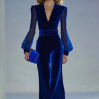 Sabrina- Mono largo de terciopelo real con escote  y mangas largas